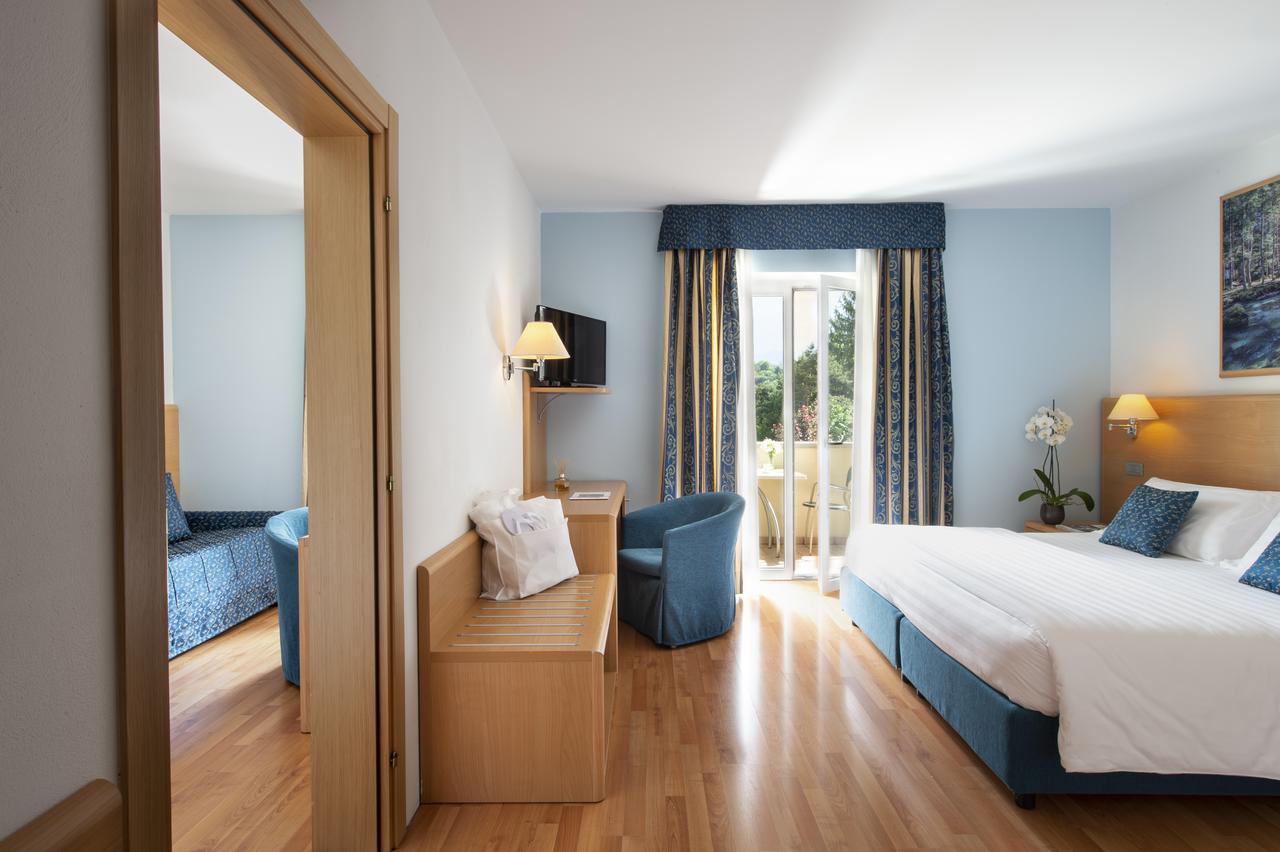 Vital Hotel Flora Comano Terme Bagian luar foto